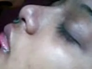 JAVHUB Rika laat haar free porno sm werknemer haar harige kutje neuken