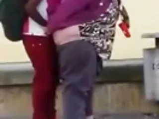 Joe neukt homo sm seks filmpjes zwarte vrouw en de tweede doet ze pijpbeurt