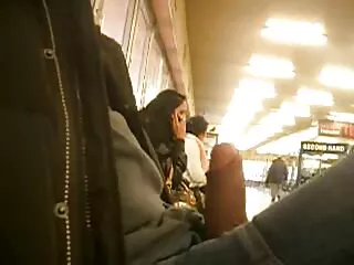 MyDirtyHobby porno sm film - Betrapt haar collega op masturberen en helpt hem een ​​handje