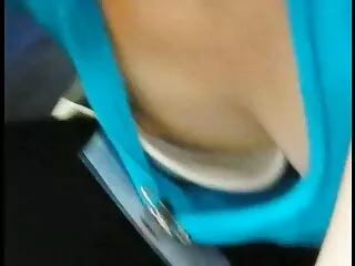 Rijpe Romina speelt graag met een grote bdsm seksfilms dildo
